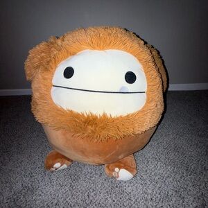 Squishmallows Soft Brown Bigfoot (Rare)